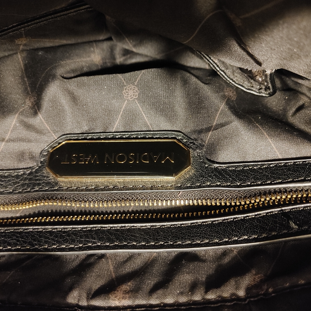 Madison Handbag - Picture 3 of 11